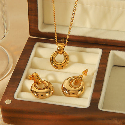 Set Serena Gold – Collar y Pendientes
